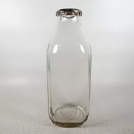 City Creamery Vintage Clear Glass Quart Milk Bottle: Front