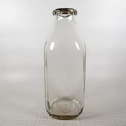 City Creamery Vintage Clear Glass Quart Milk Bottle: Front