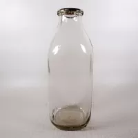 City Creamery Vintage Clear Glass Quart Milk Bottle: Right - Click to enlarge