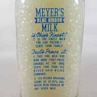 Meyer's Ohio Blue Ribbon Vintage ACL Quart Milk Bottle: Front Words - Click to enlarge
