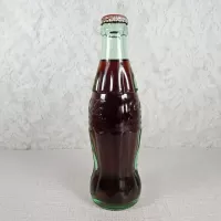 Minneapolis Minnesota Vintage 8 oz. Full Coke Bottle: Right - Click to enlarge