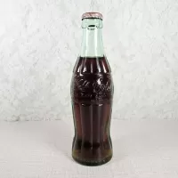Kearney Nebraska Vintage 6 oz. Full Coke Bottle: Front - Click to enlarge