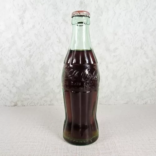 Kearney Nebraska Vintage 6 oz. Full Coke Bottle: Front