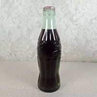 Scottsbluff Nebraska Vintage 6 oz. Full Coke Bottle: Right - Click to enlarge