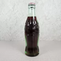 Las Vegas Nevada Vintage 6 oz. Full Coke Bottle: Left - Click to enlarge