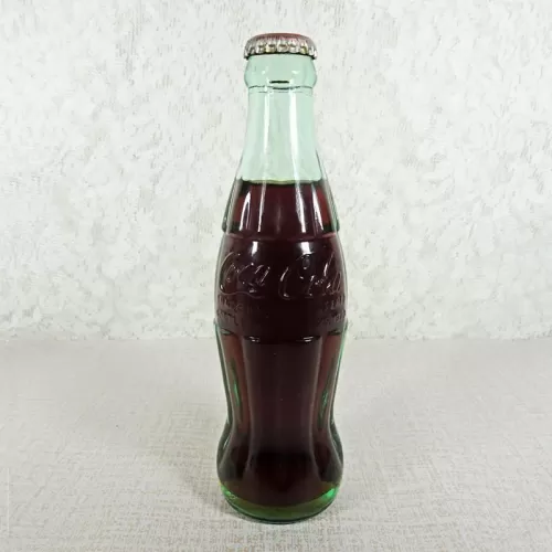 Austin Texas Vintage 8 oz. Full Coke Bottle: Front