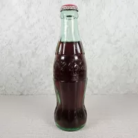 Washington DC Vintage 8 oz. Full Coke Bottle: Front - Click to enlarge