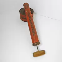Spra-Well Vintage Bug Sprayer with Metal Tank: Top - Click to enlarge