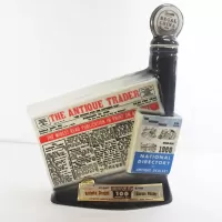 The Antique Trader 1968 Vintage Jim Beam Decanter: Front - Click to enlarge
