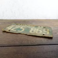 1943 Authentic Illinois Fiberboard Car License Plate: Flat - Click to enlarge