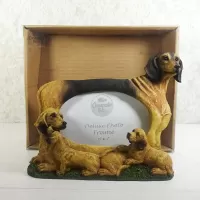 Dachshund dog and puppies polyresin figurine photo frame holds one 6x4 picture: With Box - Click to enlarge