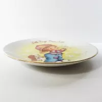 Avon 1982 Mothers Day Plate Titled Little Things: Side - Click to enlarge