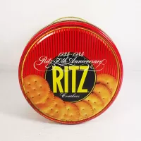 1984 Nabisco Ritz Crackers 50th Anniversary Metal Canister: Top - Click to enlarge