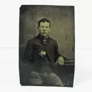 Antique Tintype Photo Sitting Man Boutonniere Dark Hand: Front