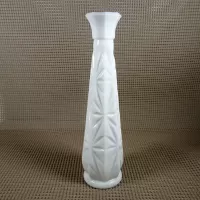 Milk Glass Vintage Bud Vase in Diamond Starburst Design: Front - Click to enlarge